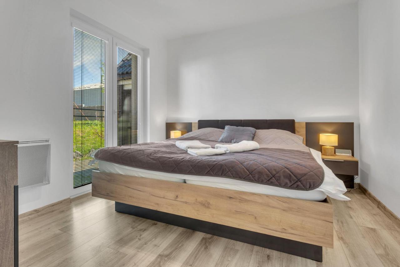 Family Apartments Klinovec Loučná pod Klínovcem Esterno foto